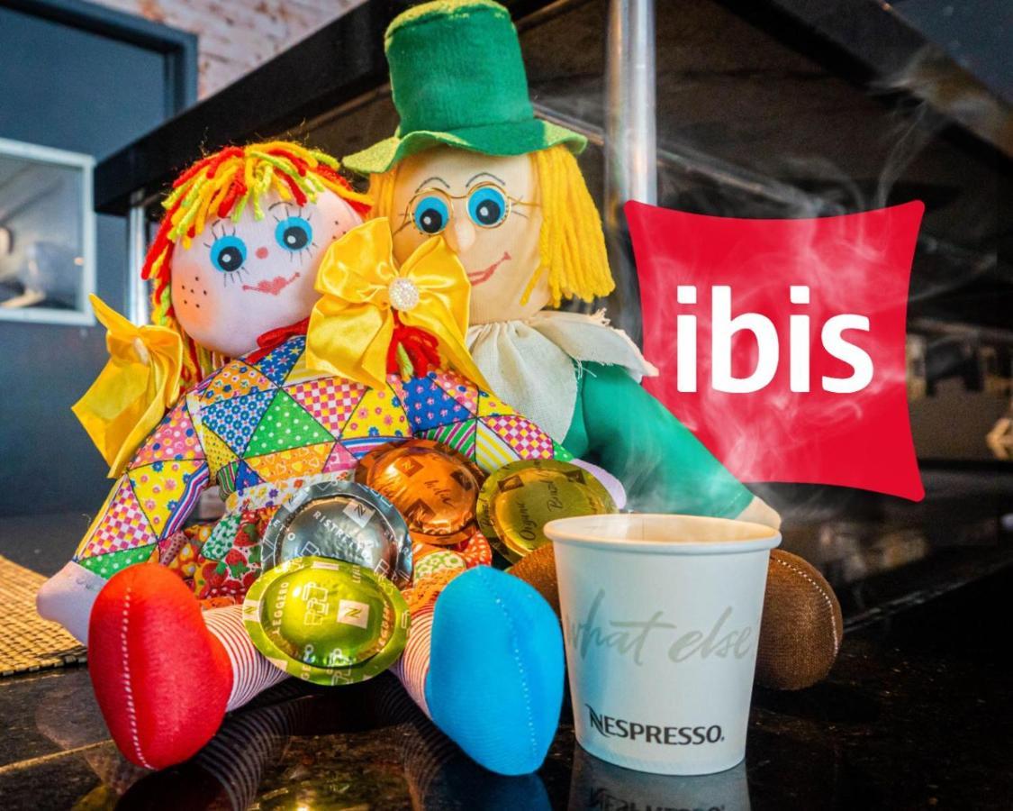 ホテル Ibis Taubaté エクステリア 写真