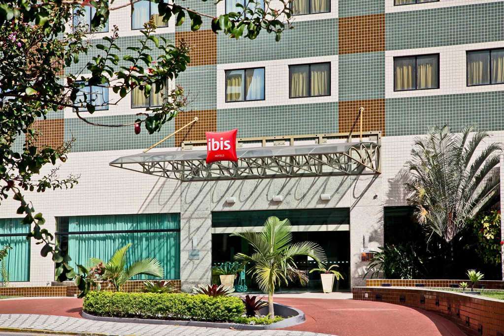 ホテル Ibis Taubaté エクステリア 写真